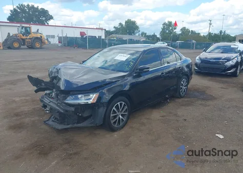 2018 Volkswagen Jetta 1.4T Se/1.4T Wolfsburg Edition из США, поврежденный, VIN 3VWDB7AJ3JM219137